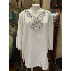 Women's Chico's White Tunic Top with Silver Embellishments Size L
